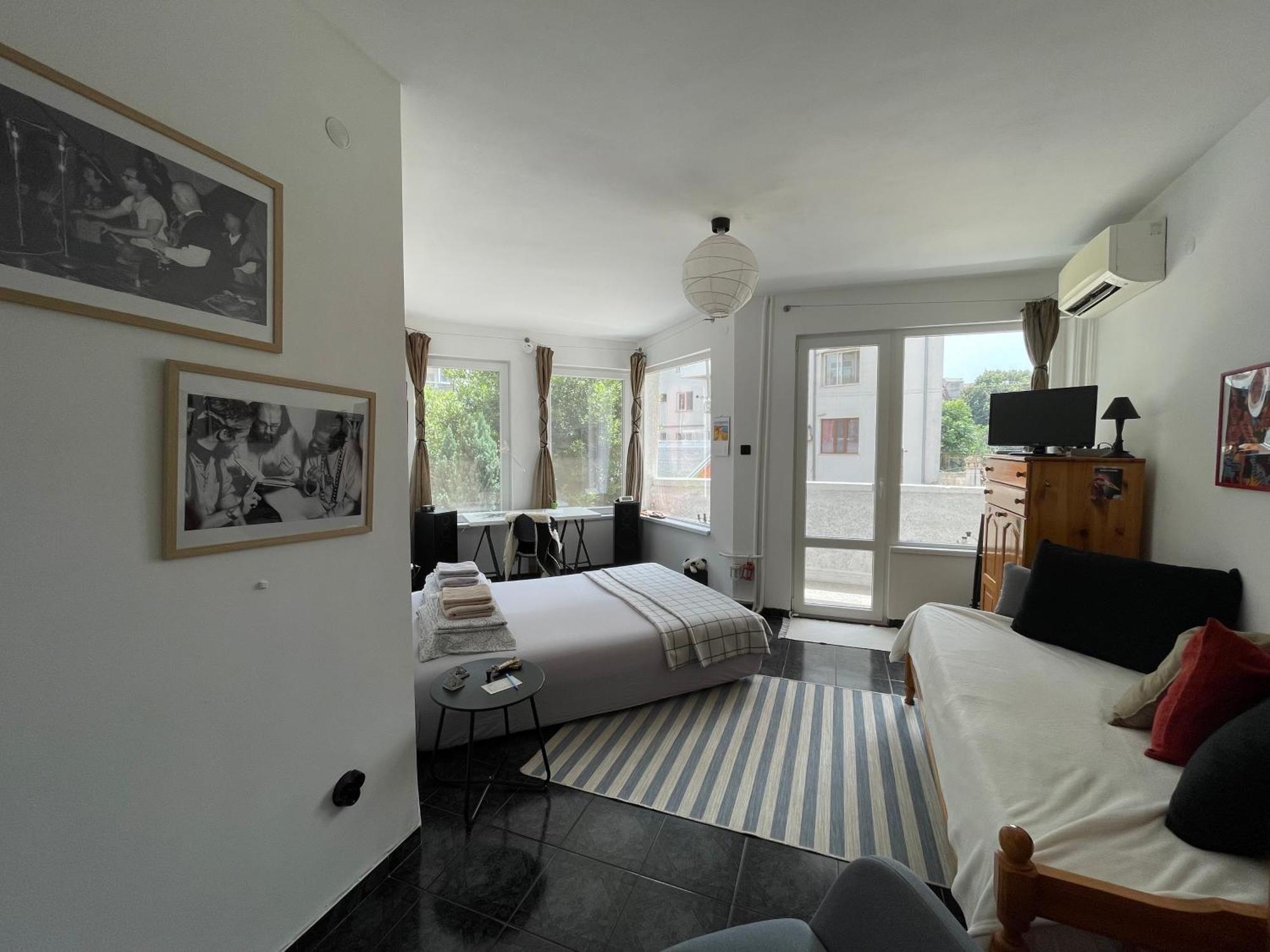 Apartament Modern Flat Near Downtown Płowdiw Zewnętrze zdjęcie
